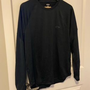 Oakley workout shirt